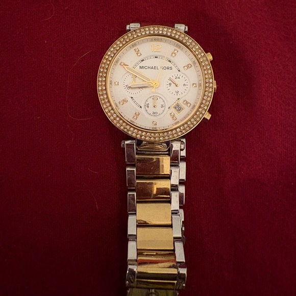 Michael Kors Parker MK5626 Wrist Watch for Women